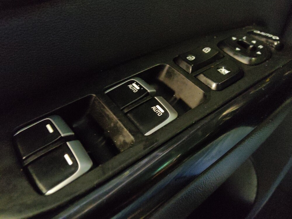 2018 Kia Soul in Mesa, AZ 85210 - 18089543 27