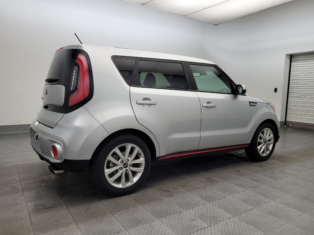 2018 Kia Soul in Mesa, AZ 85210 - 18089543 10