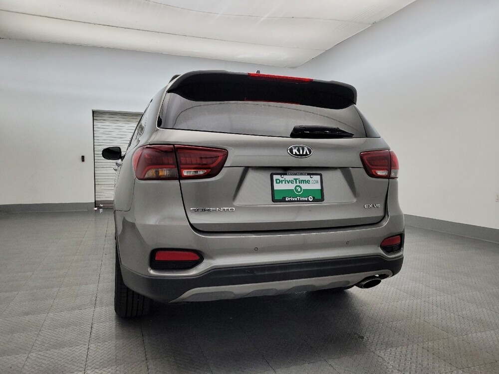2019 Kia Sorento in Phoenix, AZ 85022 - 18089545 6