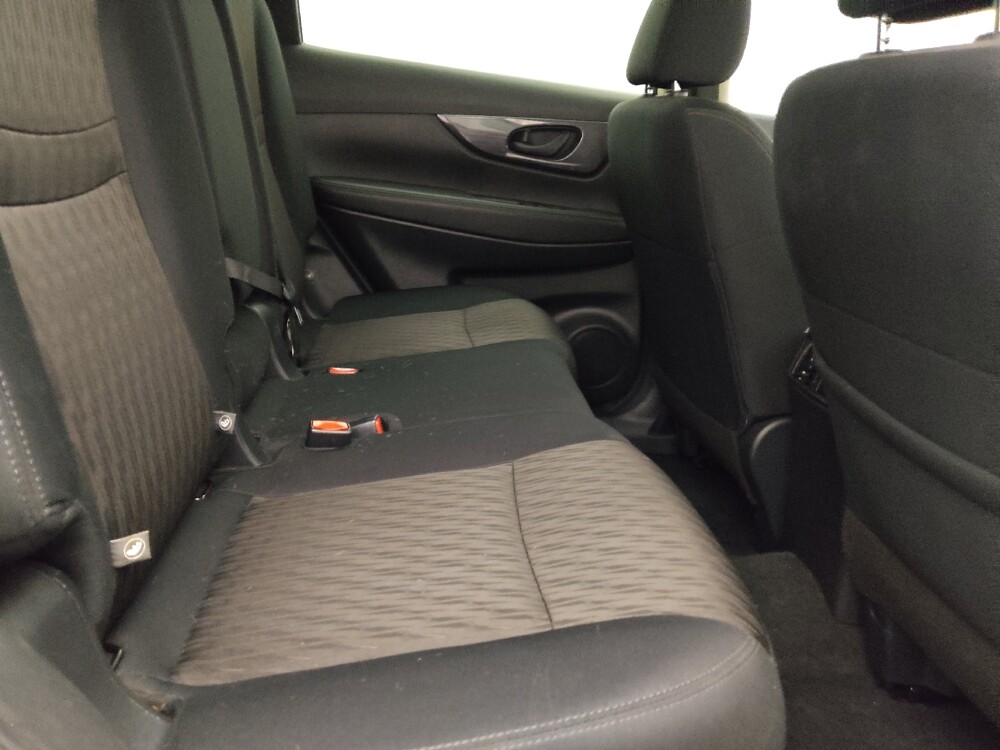 2020 Nissan Rogue in Tampa, FL 33619 - 18089552 19