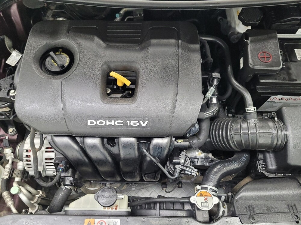 2017 Kia Forte in Las Vegas, NV 89104 - 18089554 30