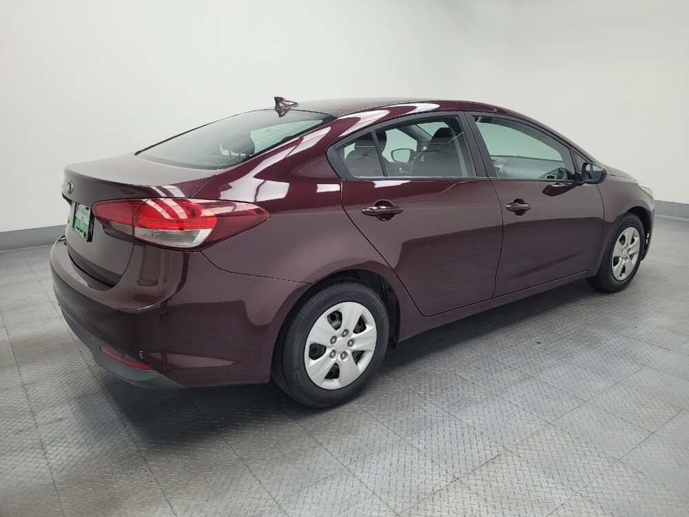 2017 Kia Forte in Las Vegas, NV 89104 - 18089554 10