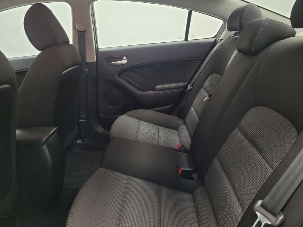 2017 Kia Forte in Las Vegas, NV 89104 - 18089554 18