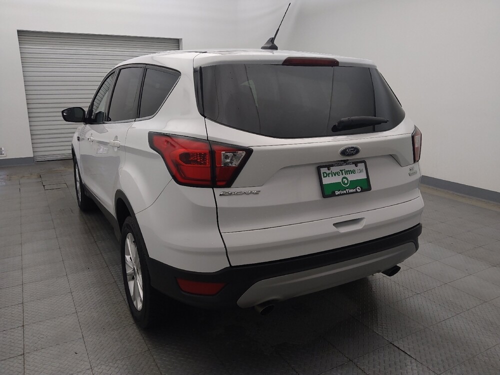 2019 Ford Escape in Houston, TX 77060 - 18089558 6