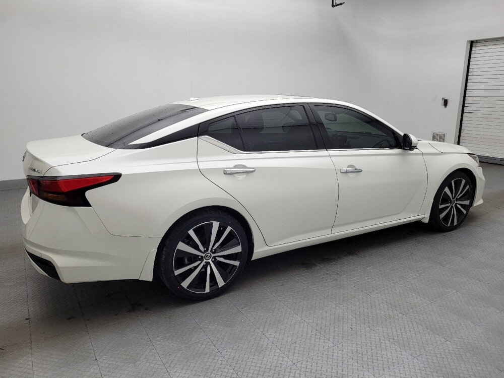 2020 Nissan Altima in Greenville, SC 29607 - 18089560 10