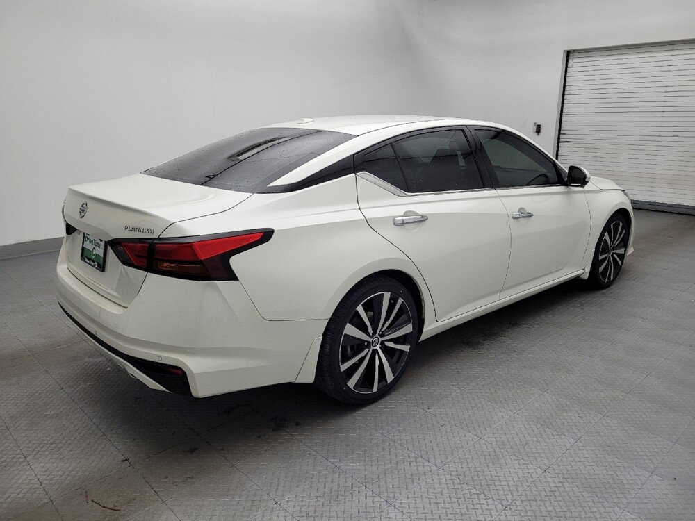 2020 Nissan Altima in Greenville, SC 29607 - 18089560 9