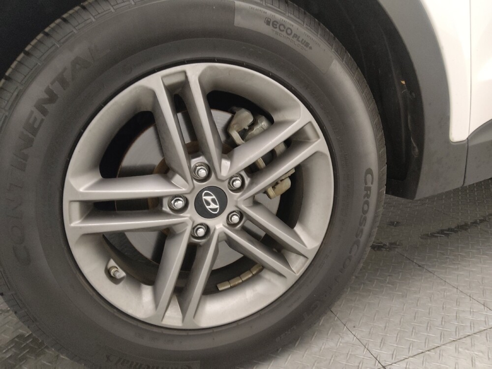 2017 Hyundai Santa Fe in Ocala, FL 34471 - 18089565 31