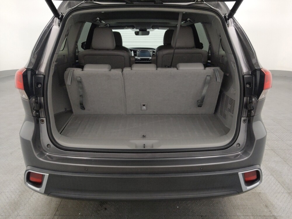 2017 Toyota Highlander in Mobile, AL 36606 - 18089575 29