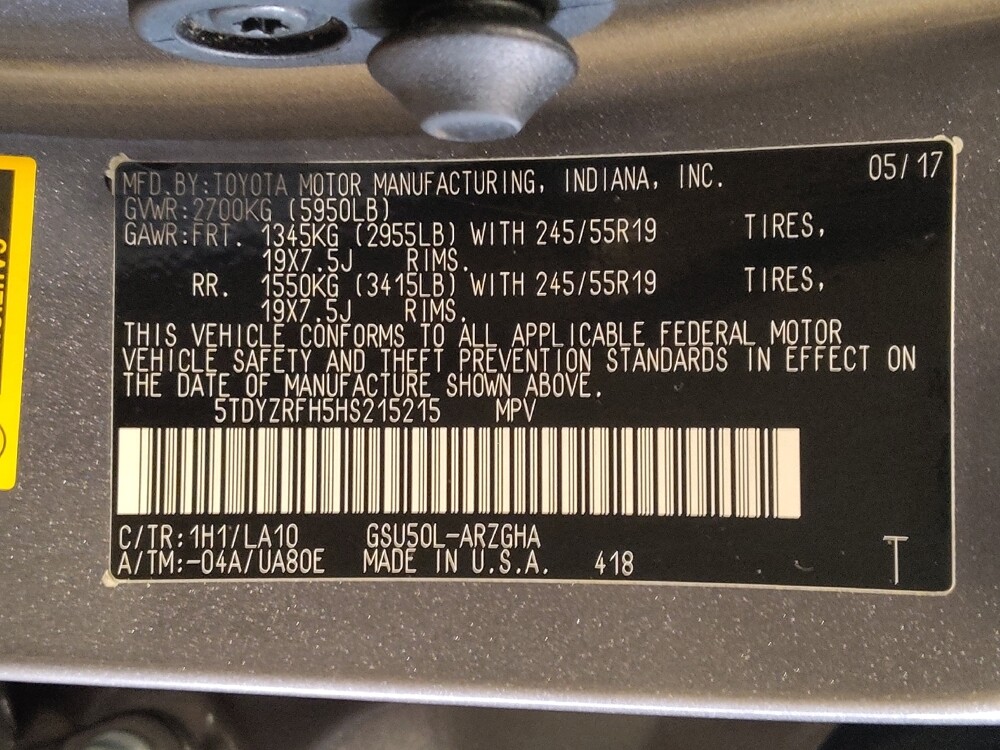 2017 Toyota Highlander in Mobile, AL 36606 - 18089575 33