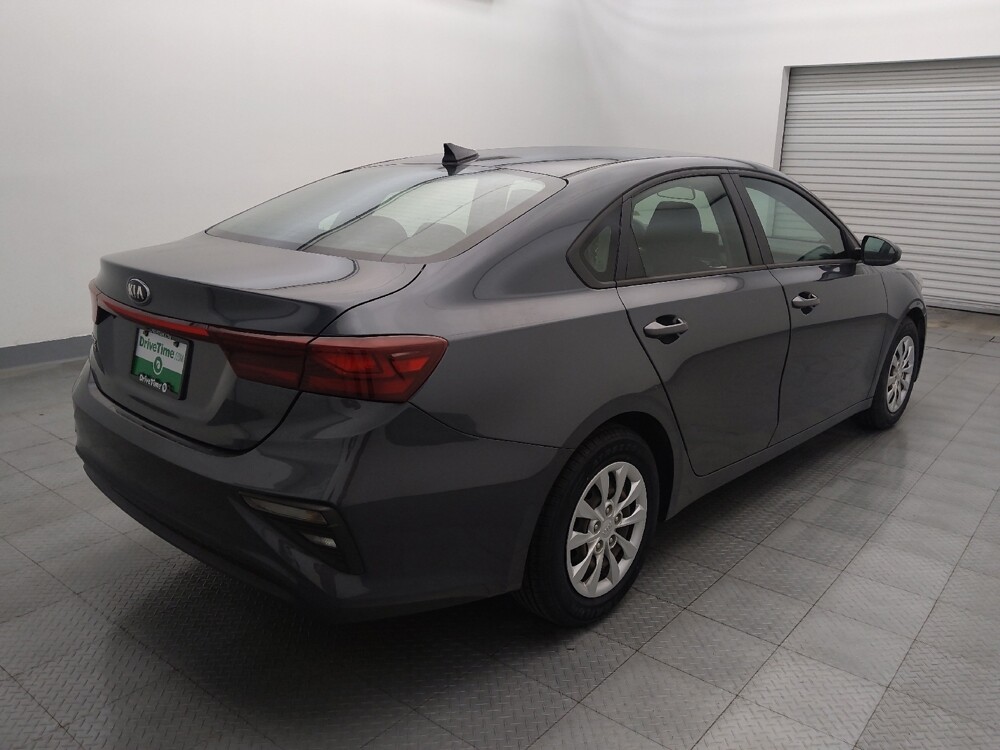 2021 Kia Forte in Live Oak, TX 78233 - 18089577 9