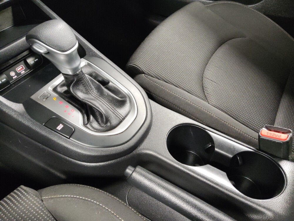 2021 Kia Forte in Live Oak, TX 78233 - 18089577 26