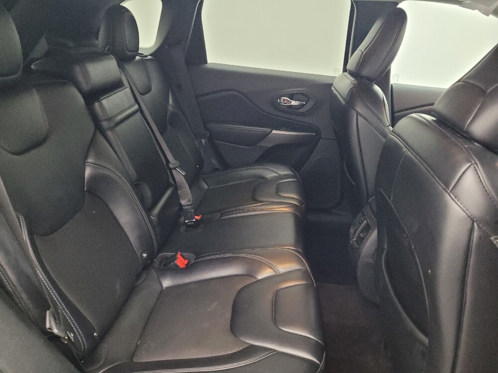 2019 Jeep Cherokee in Fayetteville, NC 28304 - 18089578 19