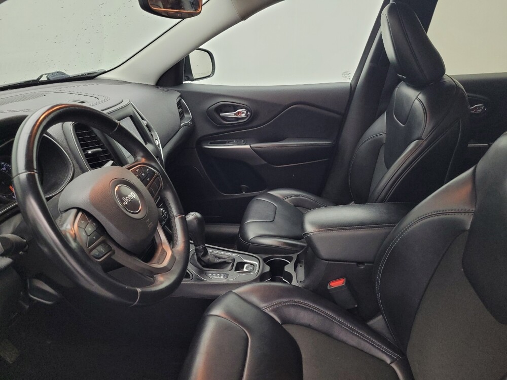 2019 Jeep Cherokee in Fayetteville, NC 28304 - 18089578 17