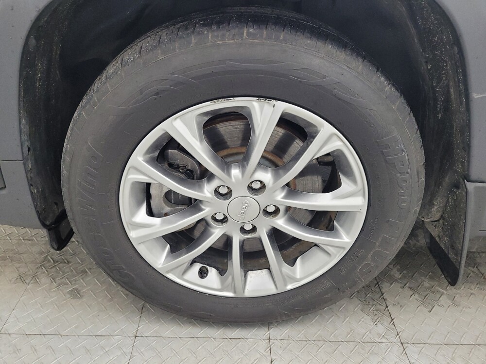 2019 Jeep Cherokee in Fayetteville, NC 28304 - 18089578 31