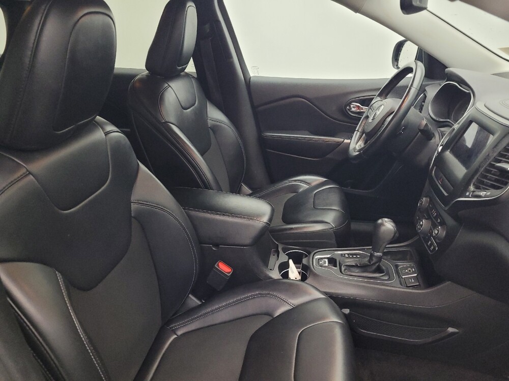 2019 Jeep Cherokee in Fayetteville, NC 28304 - 18089578 21