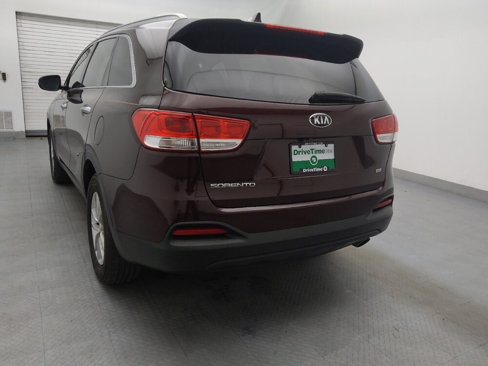 2018 Kia Sorento in Salem, VA 24153 - 18089581 6