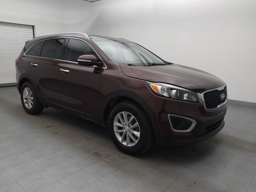 2018 Kia Sorento in Salem, VA 24153 - 18089581 11
