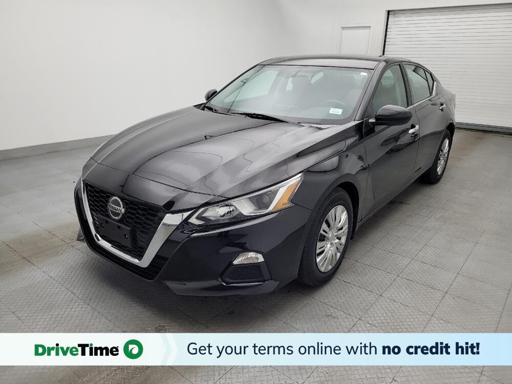 2019 Nissan Altima in Raleigh, NC 27604 - 18089582