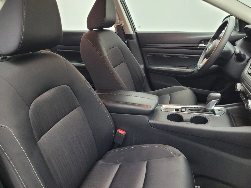 2019 Nissan Altima in Raleigh, NC 27604 - 18089582 21