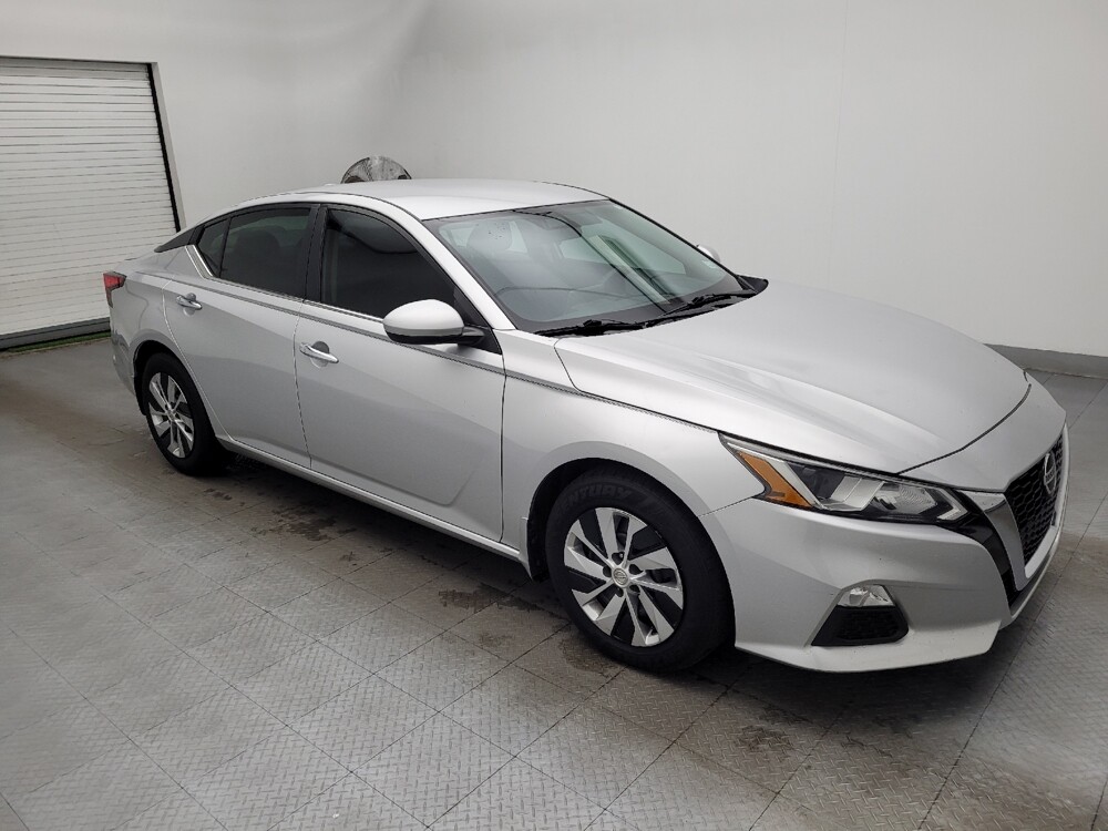 2019 Nissan Altima in Fayetteville, NC 28304 - 18089584 11