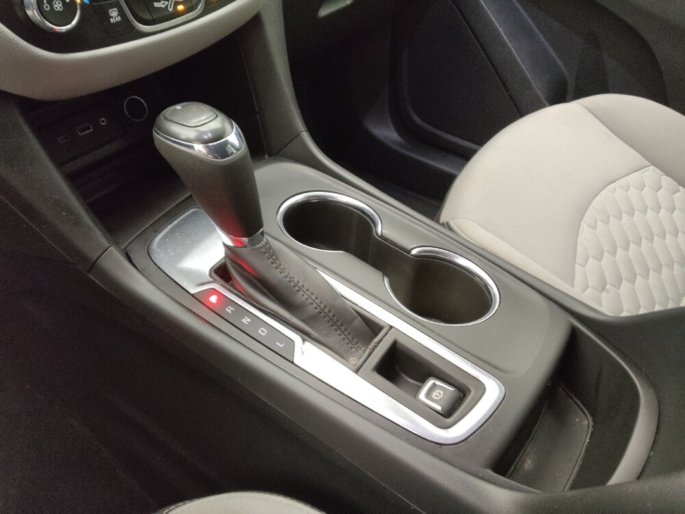 2020 Chevrolet Equinox in Lakewood, CO 80215 - 18089586 26