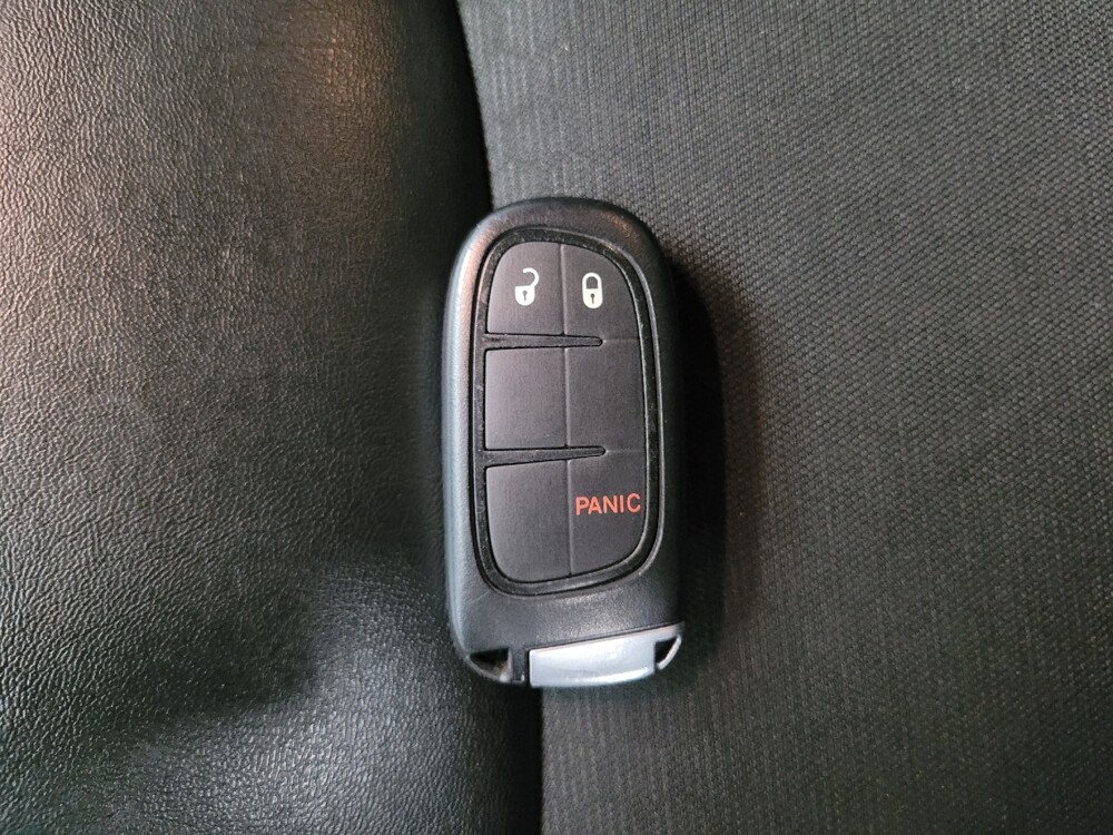 2020 Jeep Cherokee in Huntsville, AL 35816 - 18089590 32