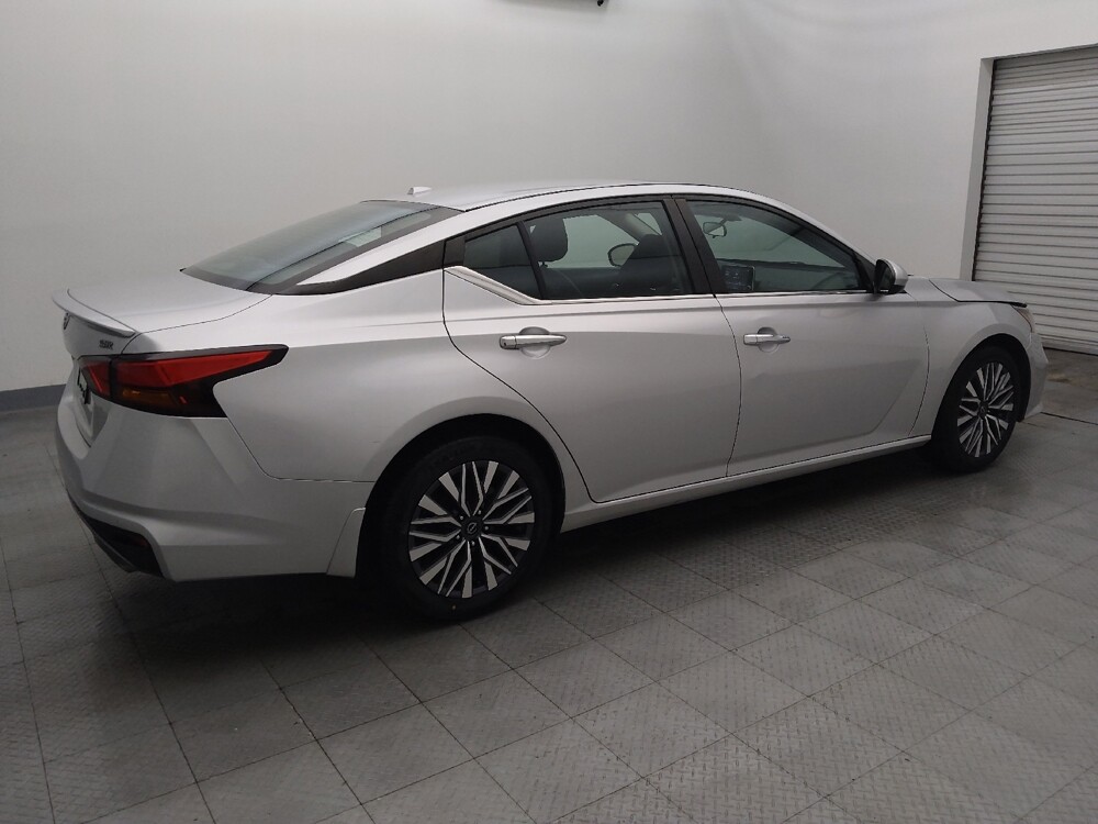 2020 Nissan Altima in Baton Rouge, LA 70816 - 18089596 10