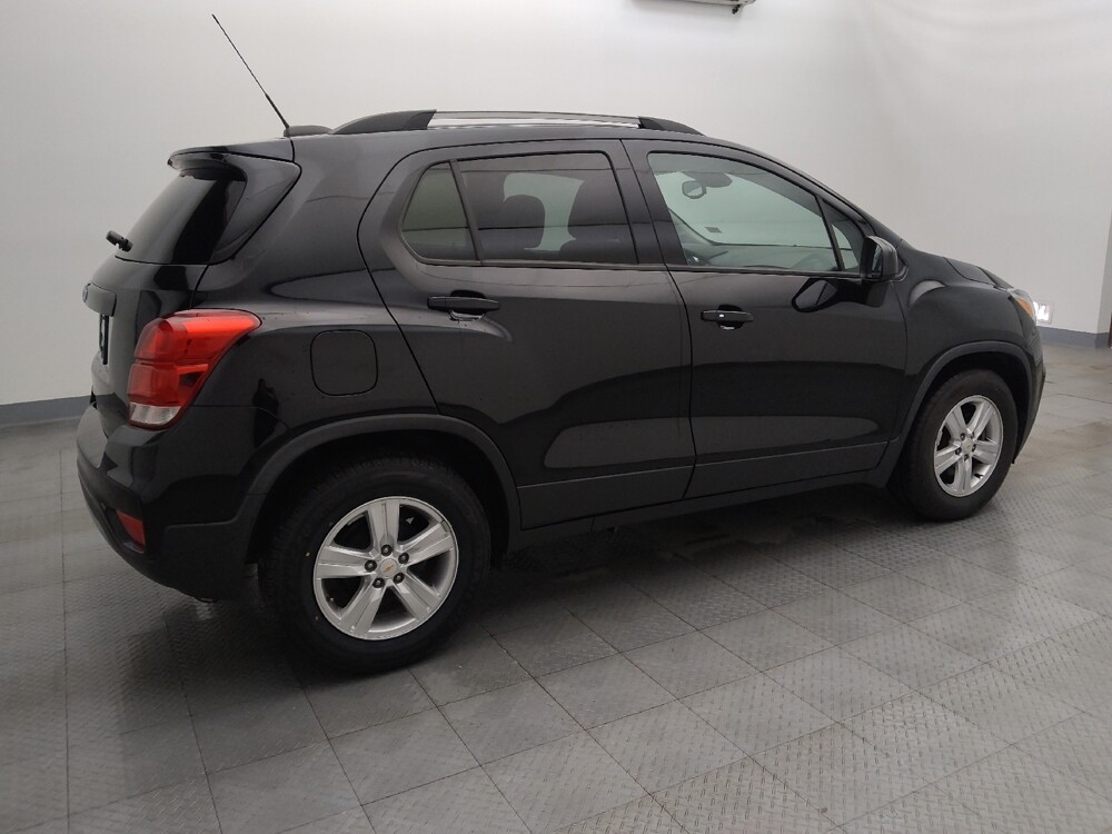 2021 Chevrolet Trax in Houston, TX 77060 - 18089597 10