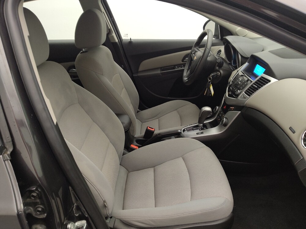 2016 Chevrolet Cruze in San Antonio, TX 78238 - 18089603 21