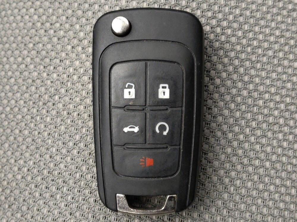 2016 Chevrolet Cruze in San Antonio, TX 78238 - 18089603 32