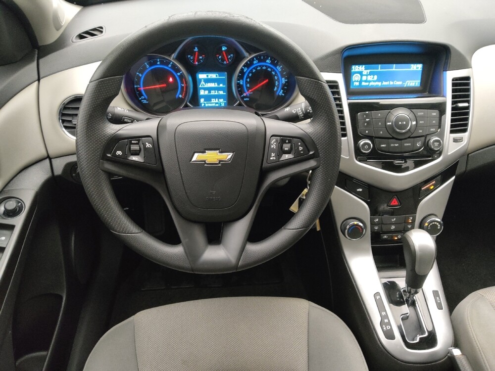 2016 Chevrolet Cruze in San Antonio, TX 78238 - 18089603 22