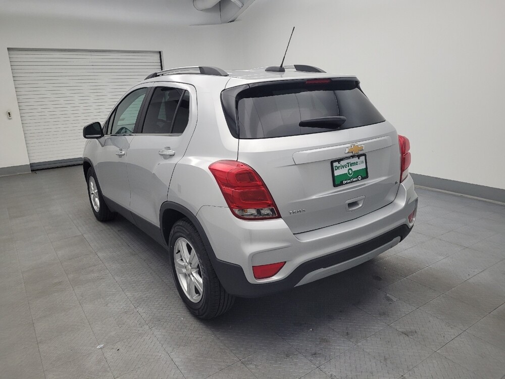 2019 Chevrolet Trax in Grand Rapids, MI 49508 - 18089607 5