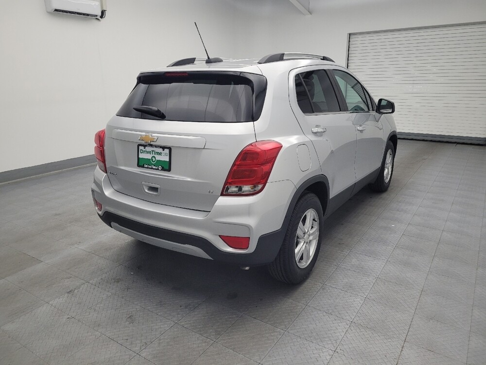 2019 Chevrolet Trax in Grand Rapids, MI 49508 - 18089607 9