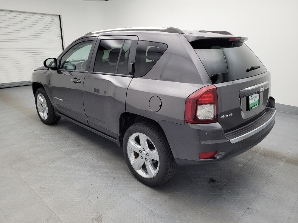 2015 Jeep Compass in St. Louis, MO 63136 - 18089608 3