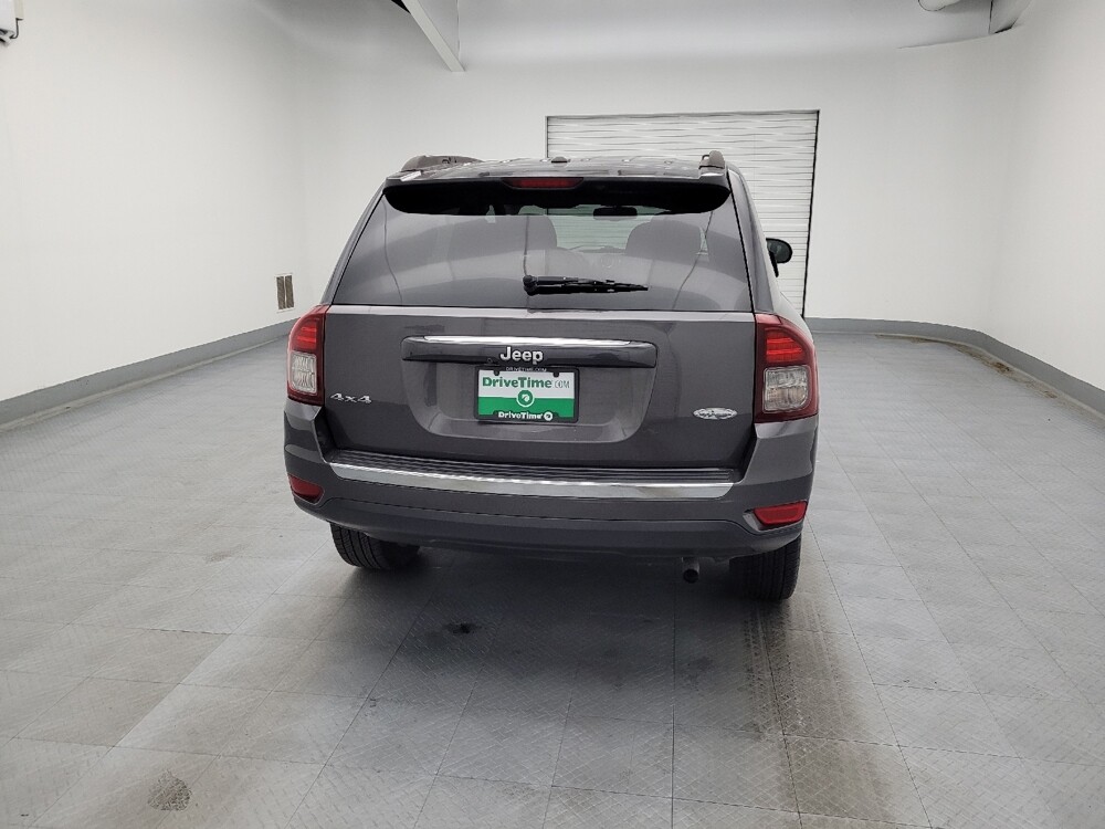 2015 Jeep Compass in St. Louis, MO 63136 - 18089608 7