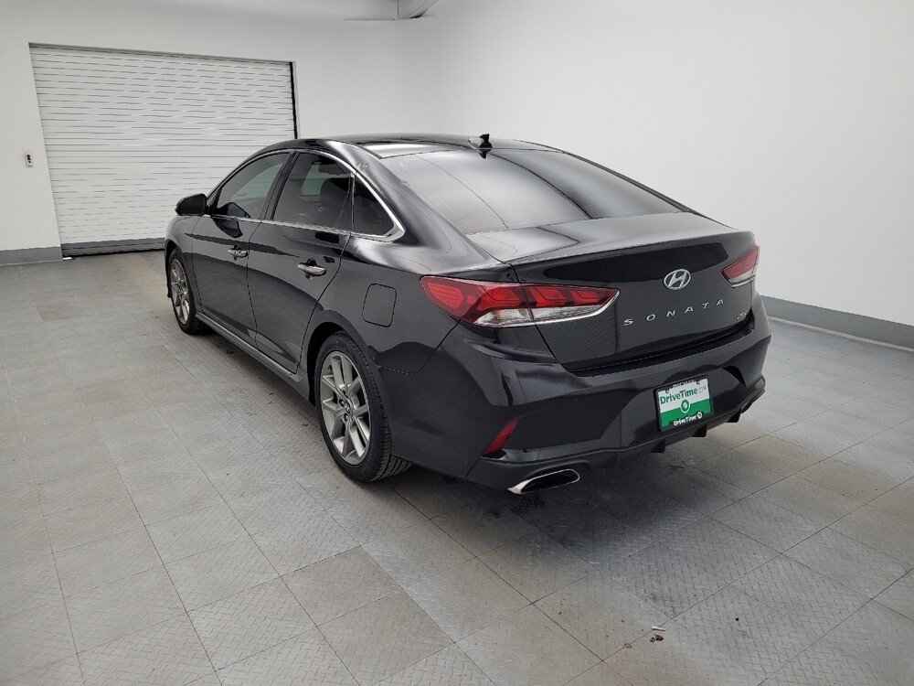 2018 Hyundai Sonata in Miamisburg, OH 45342 - 18089609 5