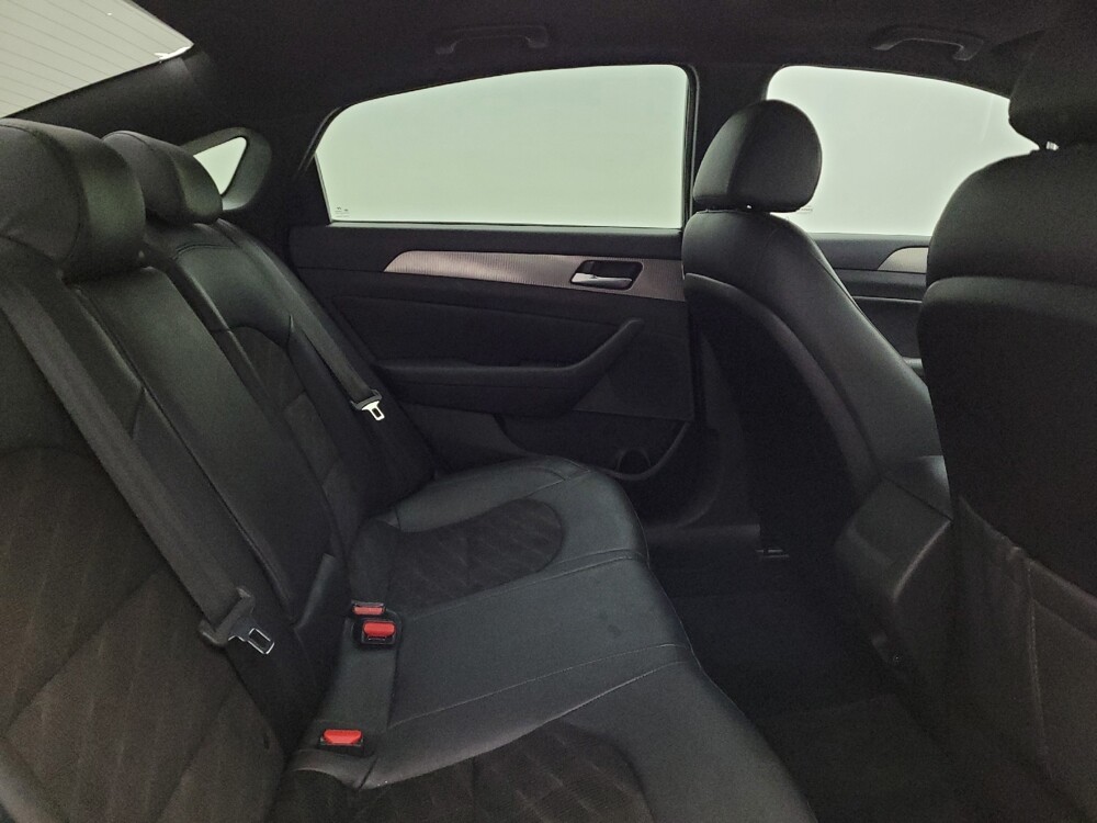 2018 Hyundai Sonata in Miamisburg, OH 45342 - 18089609 19