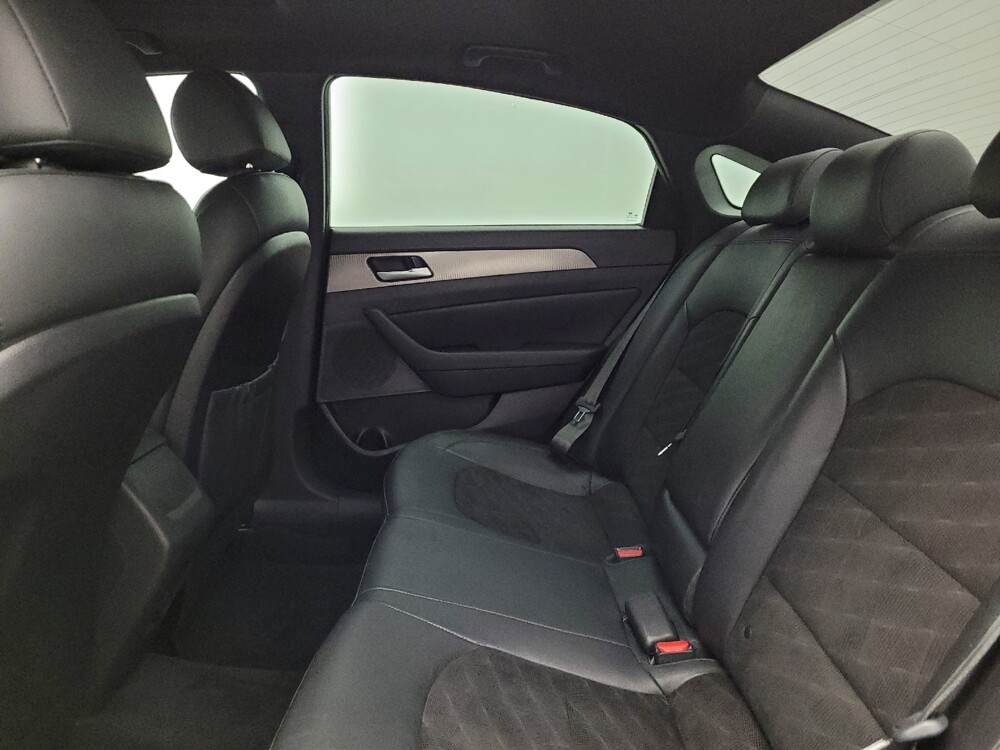 2018 Hyundai Sonata in Miamisburg, OH 45342 - 18089609 18