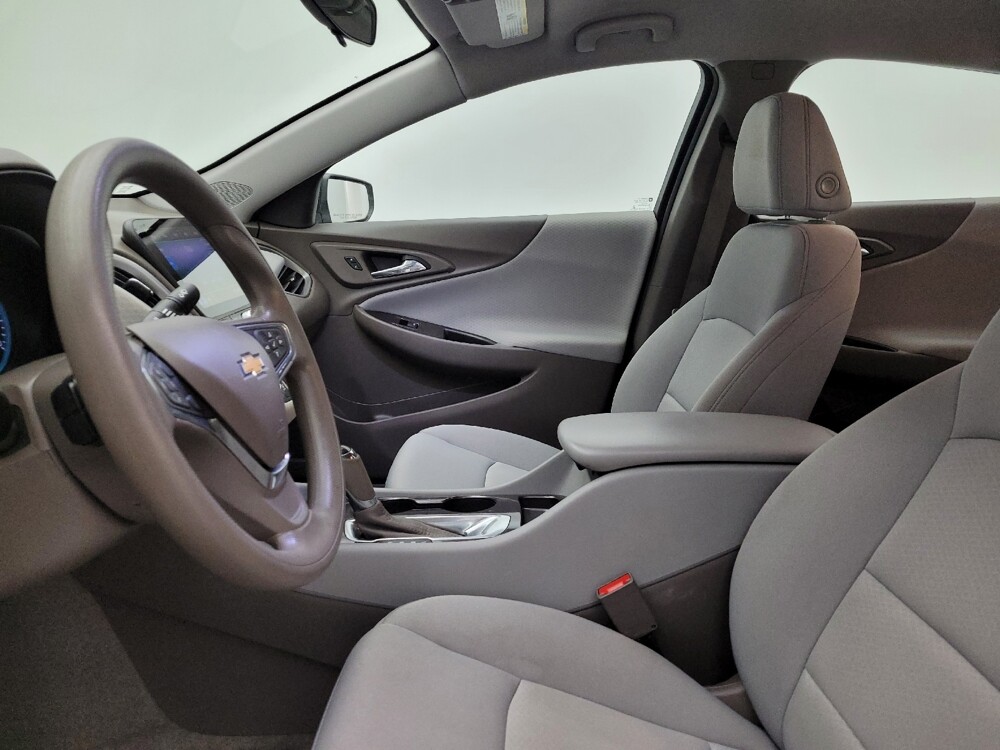 2020 Chevrolet Malibu in Miamisburg, OH 45342 - 18089610 17