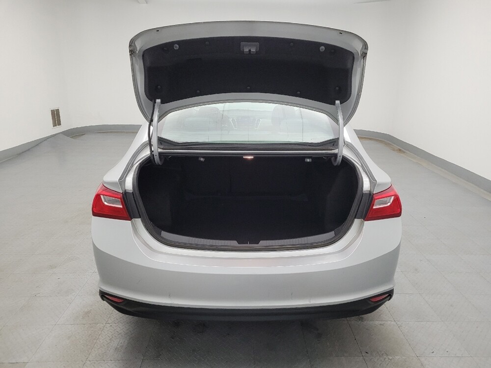 2020 Chevrolet Malibu in Miamisburg, OH 45342 - 18089610 29