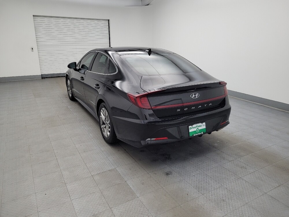 2021 Hyundai Sonata in Fairfield, OH 45014 - 18089611 5
