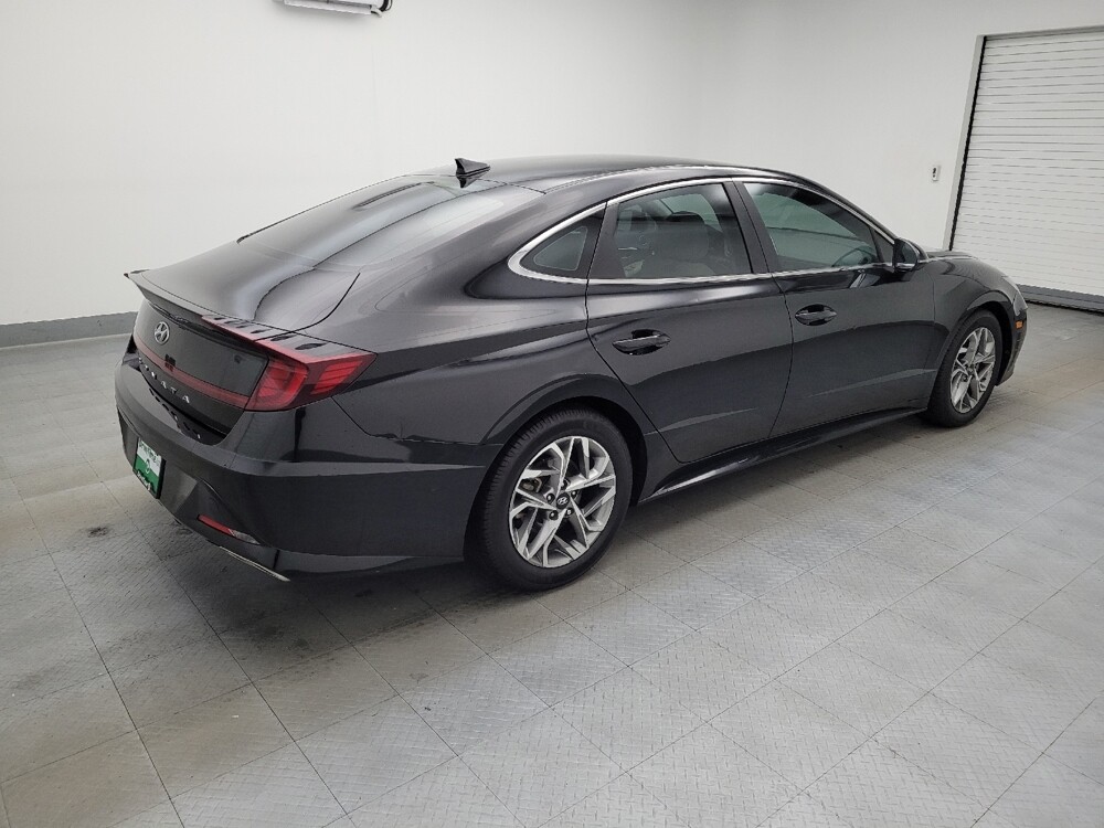 2021 Hyundai Sonata in Fairfield, OH 45014 - 18089611 10