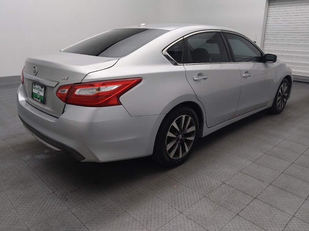 2017 Nissan Altima in Charleston, SC 29414 - 18089615 9