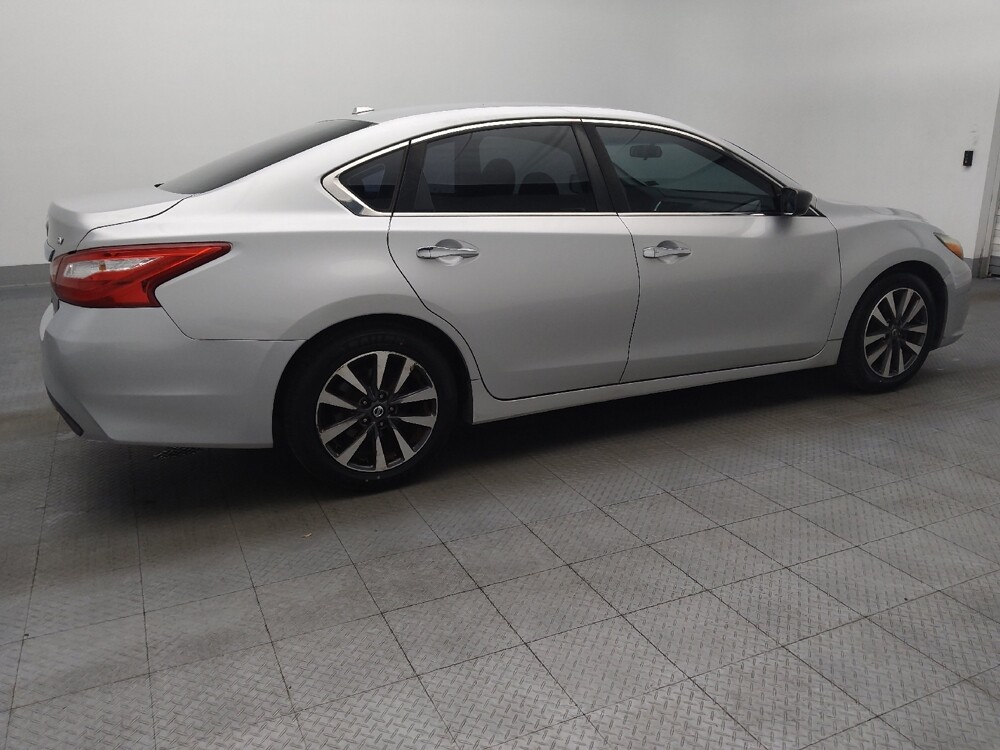 2017 Nissan Altima in Charleston, SC 29414 - 18089615 10