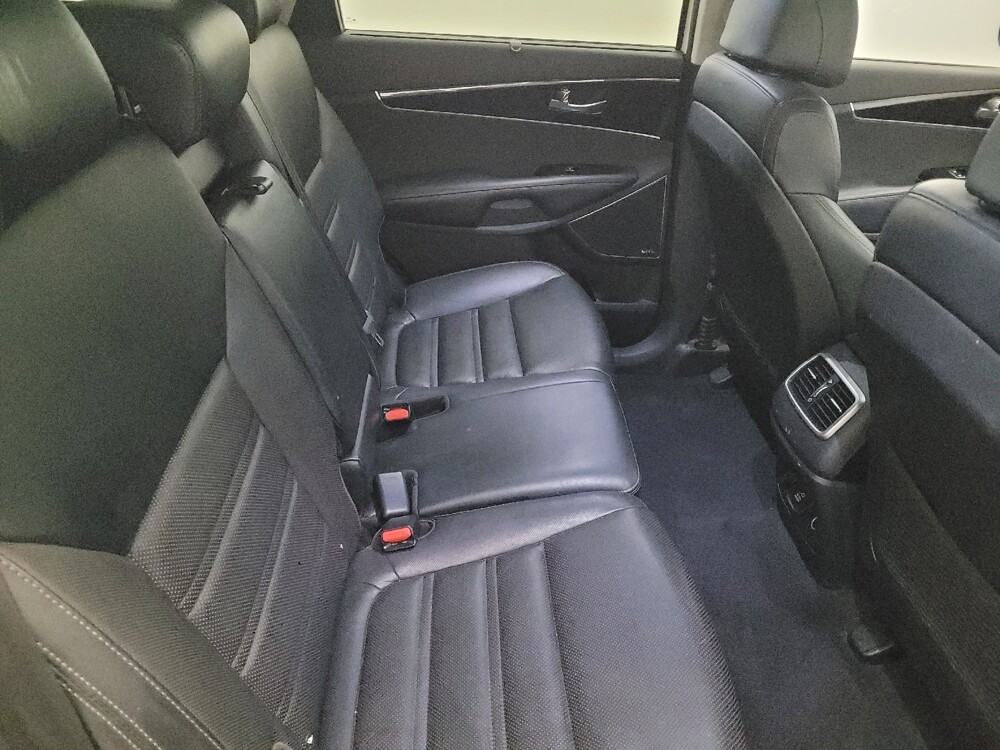 2017 Kia Sorento in New Castle, DE 19720 - 18089619 19