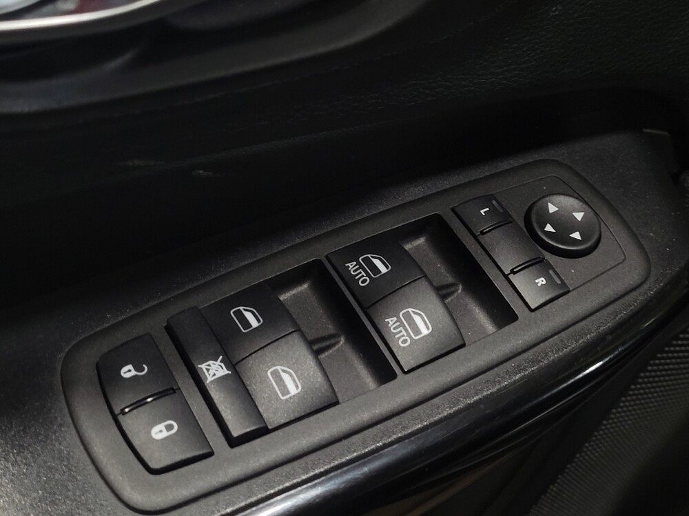 2020 Jeep Cherokee in Temple Hills, MD 20746 - 18089624 27