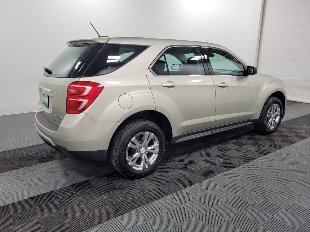 2016 Chevrolet Equinox in Pittsburgh, PA 15236 - 18089632 10