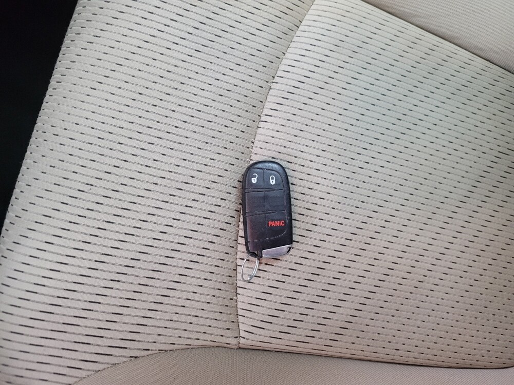 2020 Dodge Journey in Pittsburgh, PA 15236 - 18089633 32