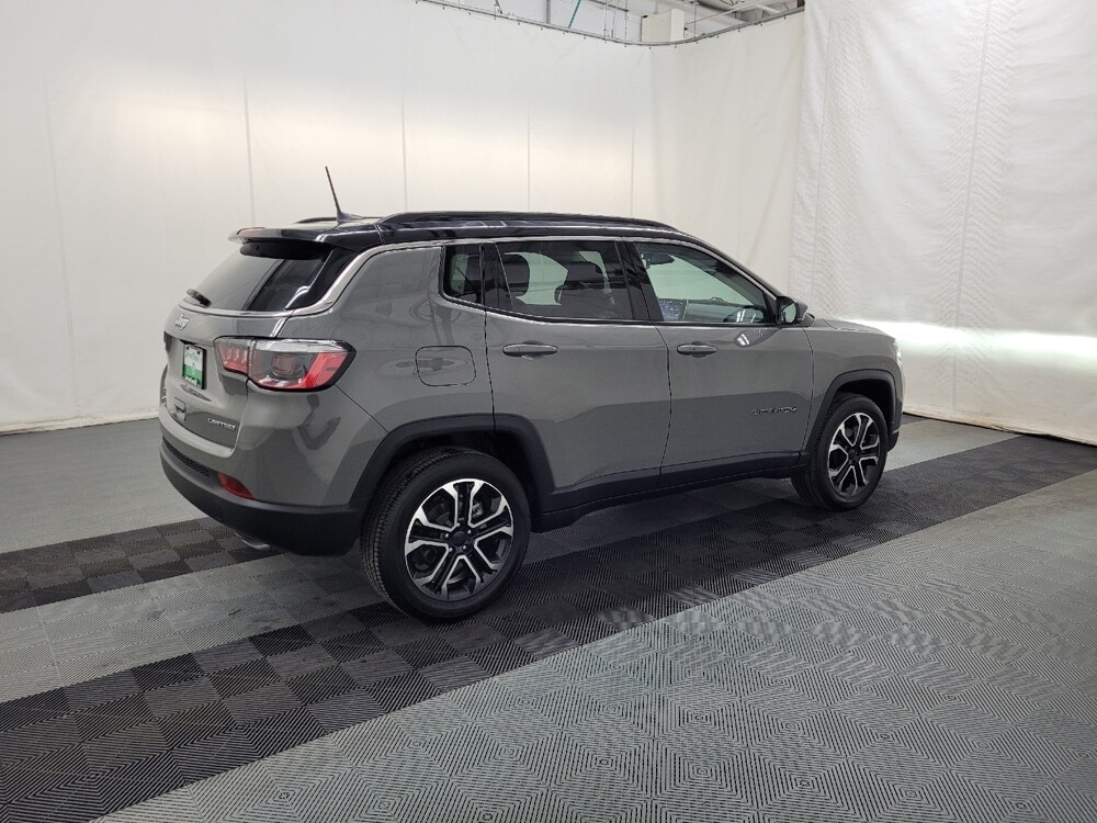 2022 Jeep Compass in Pittsburgh, PA 15236 - 18089634 10