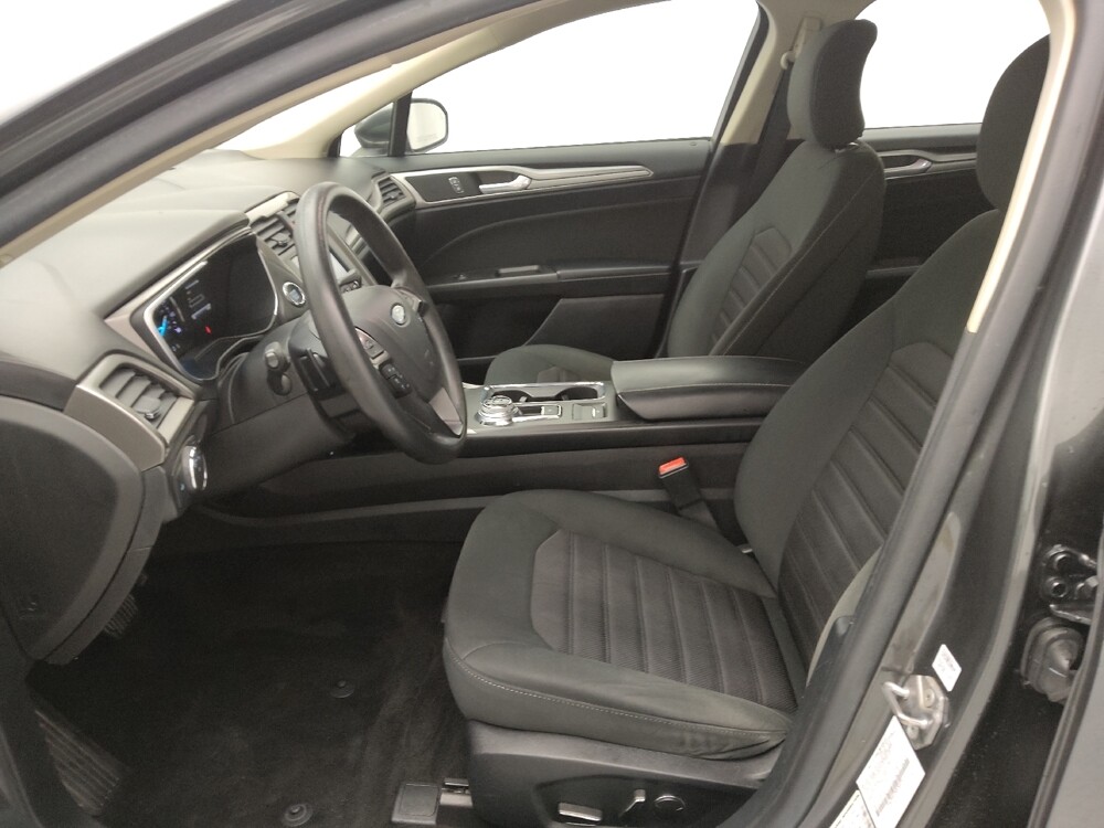 2019 Ford Fusion in St. Louis, MO 63125 - 18089637 17